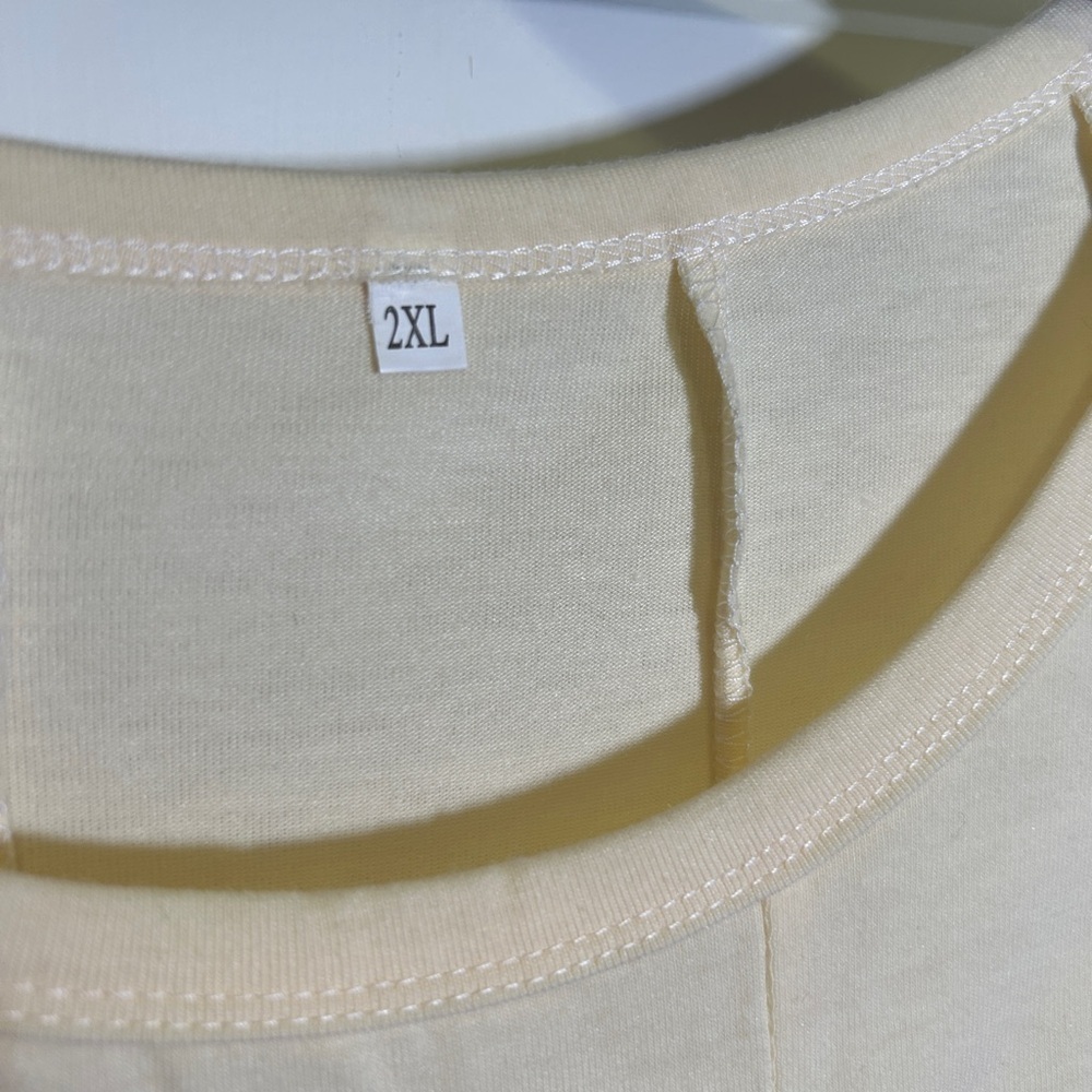 Amazon Cream Sheath Dress 3/4 Sleeve Crew Neck - Picture 2 of 3
